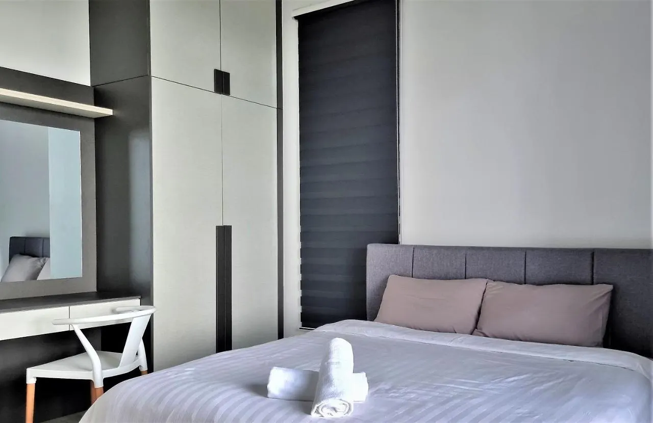 Spacious 1Br Kingbed Seaview Pool Wifi 8Min Jonker Atlantis Tranquerah Malaysia