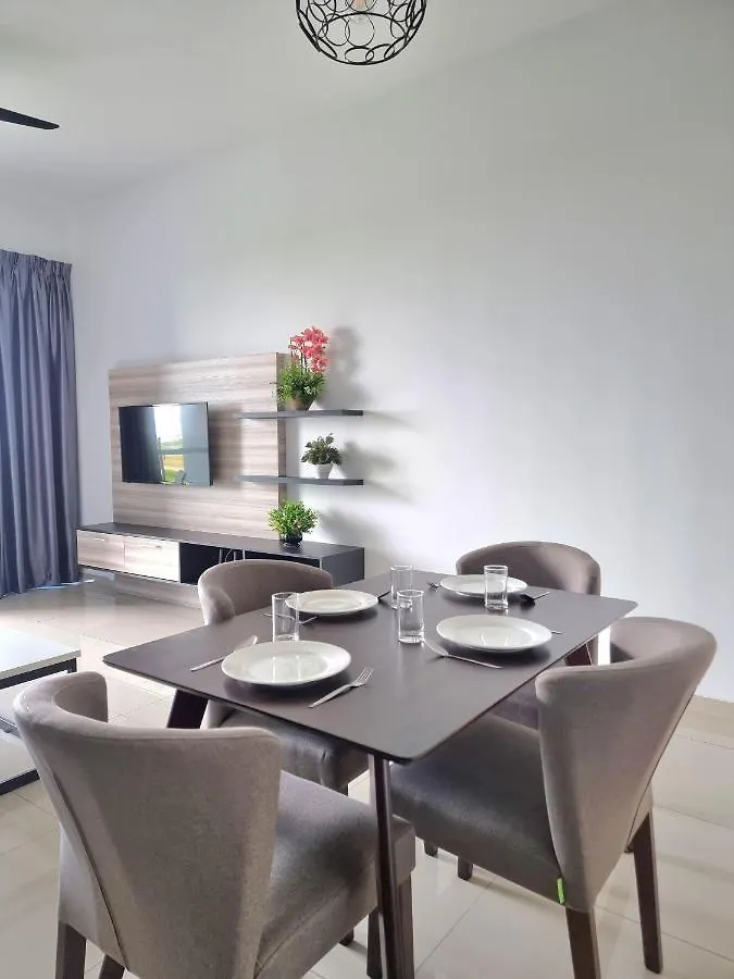 Spacious 1Br Kingbed Seaview Pool Wifi 8Min Jonker Atlantis Tranquerah Apartment