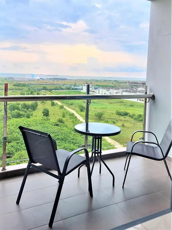 Apartment Spacious 1Br Kingbed Seaview Pool Wifi 8Min Jonker Atlantis Tranquerah